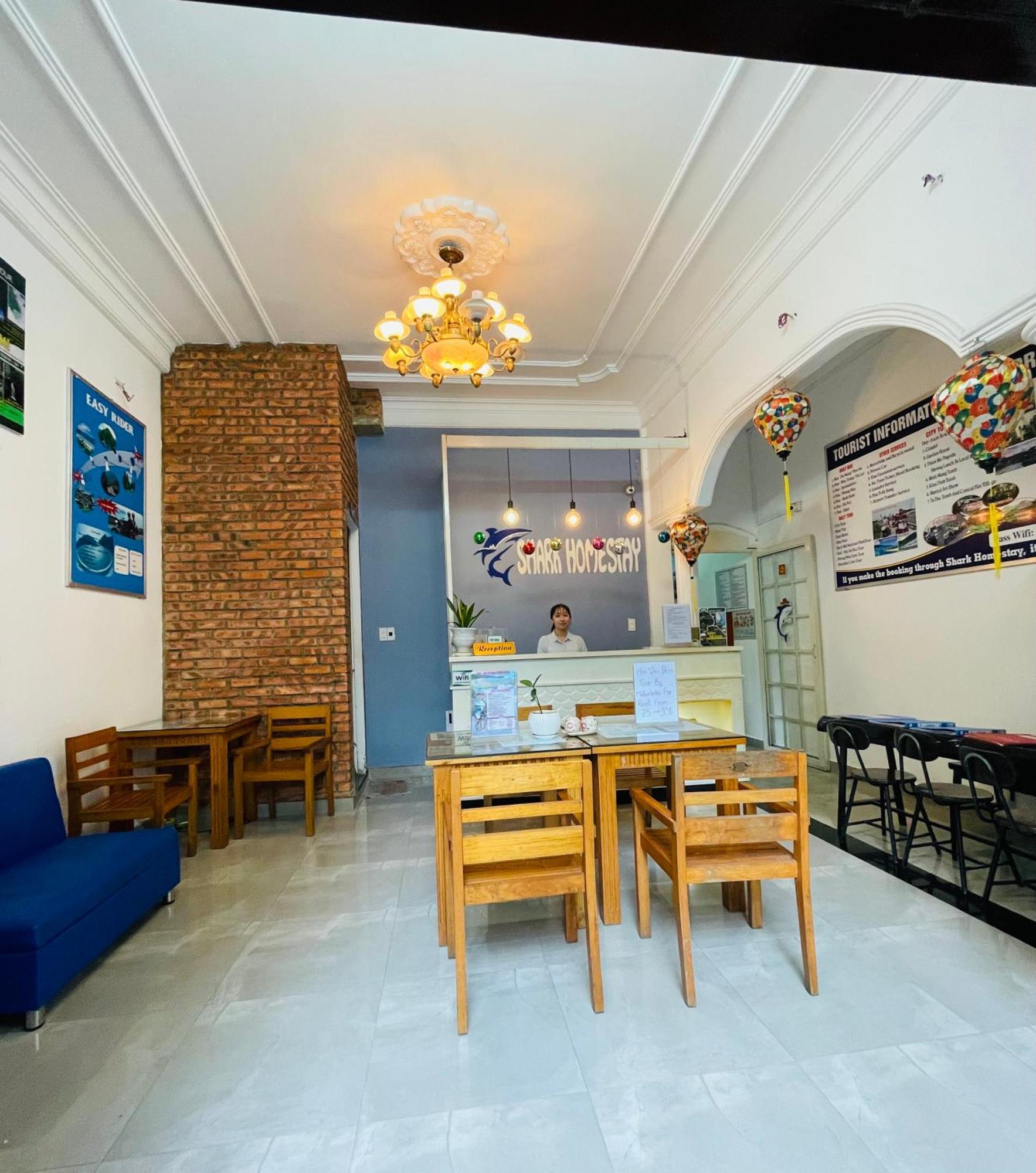Shark Home Hue Luaran gambar